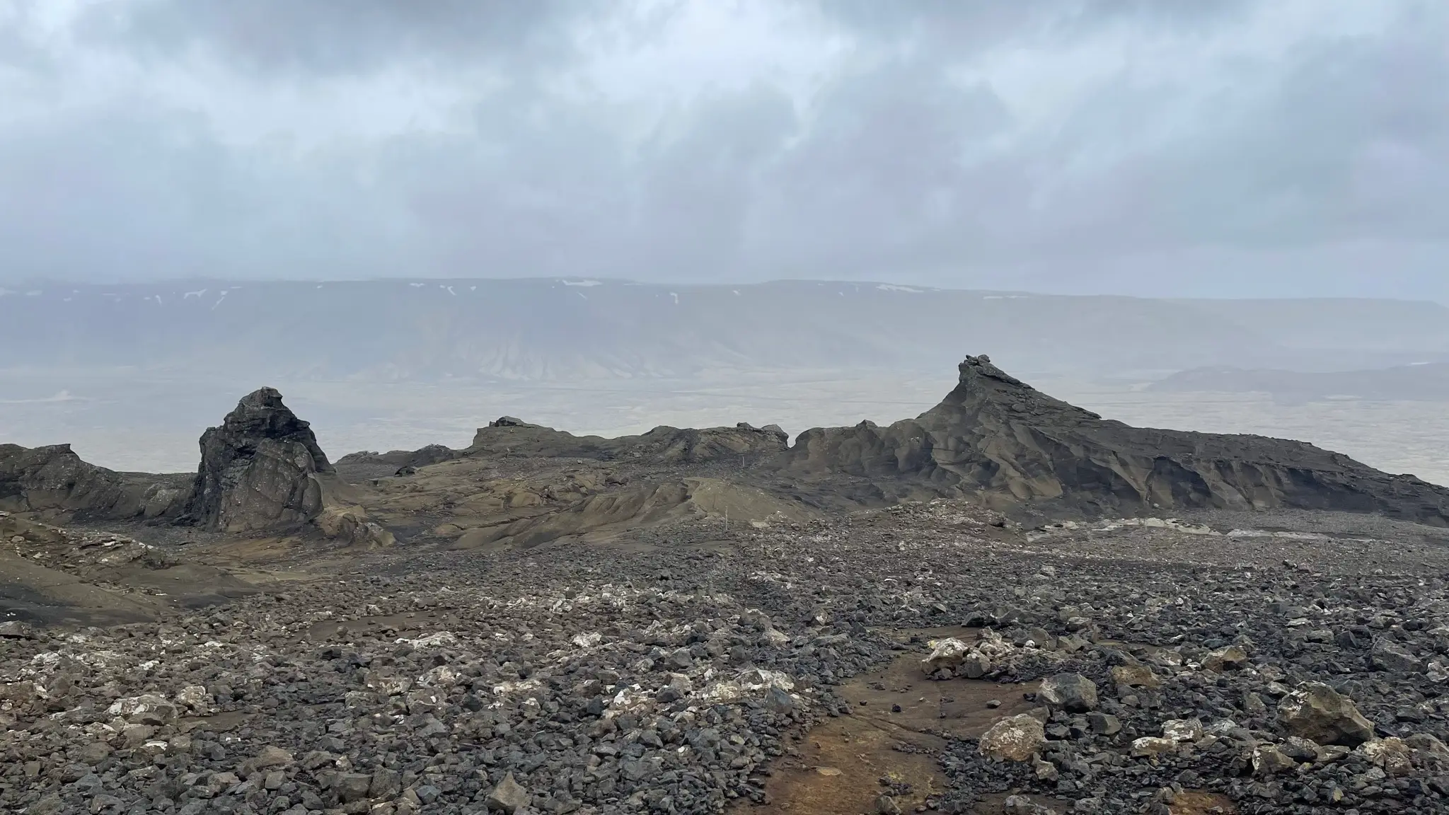 Looking south, Brennisteinsfjöll range in the background